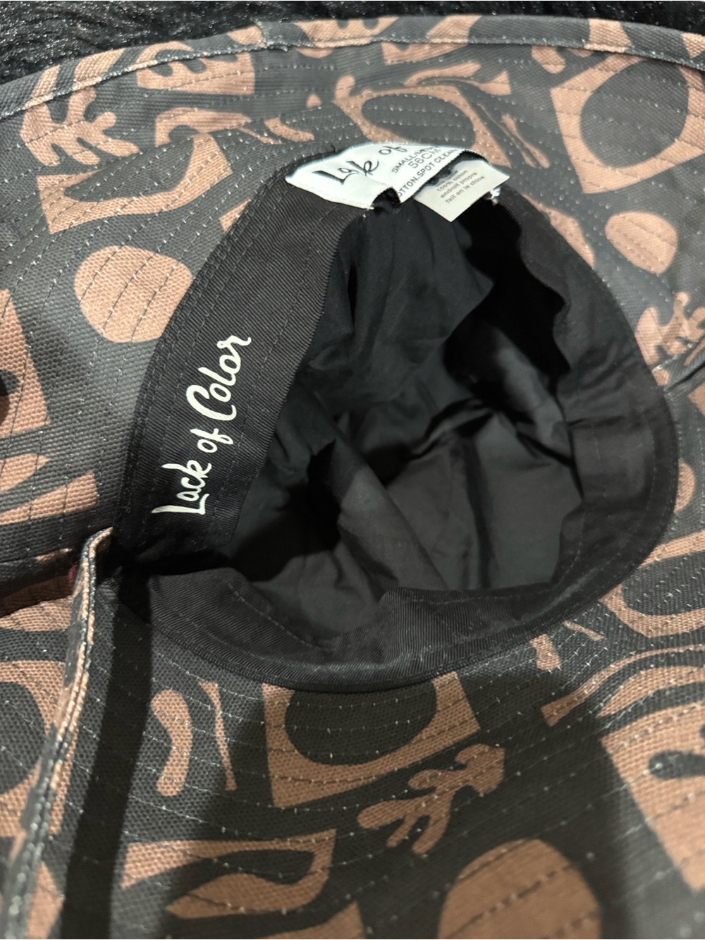 Luck of color formed holiday bucket hat - Picture 8 of 8